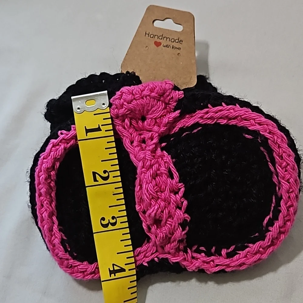 Hand Crafted Hand Knit Crochet Hand bag black & Barbie Pink Bow silhouette 6